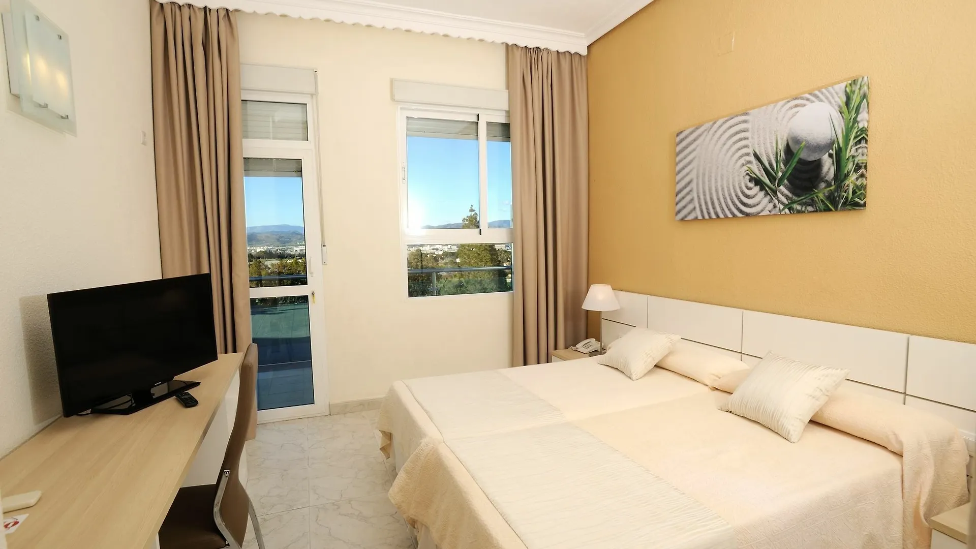 טורמולינוס Hotel Complejo Los Rosales